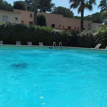 Avec Jardin, Piscine, Sauna, Proche De La Et Du Village Naturiste Appartement *