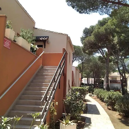 Avec Jardin, Piscine, Sauna, Proche De La Et Du Village Naturiste * Agde