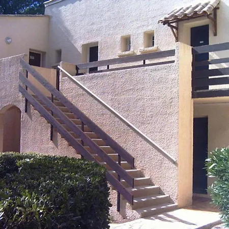 Avec Jardin, Piscine, Sauna, Proche De La Et Du Village Naturiste Apartment