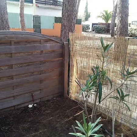 Avec Jardin, Piscine, Sauna, Proche De La Et Du Village Naturiste
