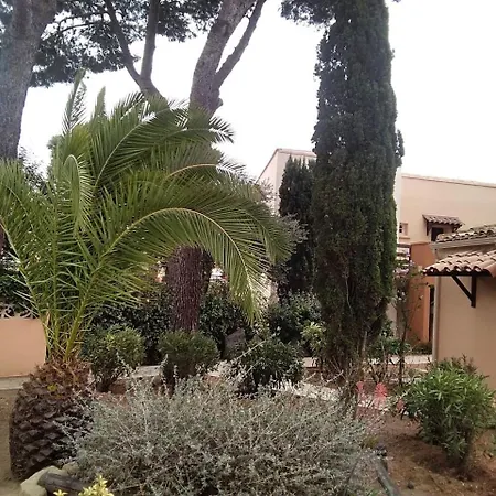 Apartment Avec Jardin, Piscine, Sauna, Proche De La Et Du Village Naturiste *